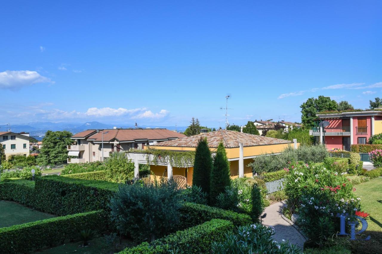 Desenzanoloft Official Partner Marriott Homes & Villas -Butterfly And 5 Pools Family Apartment Desenzano del Garda Eksteriør bilde