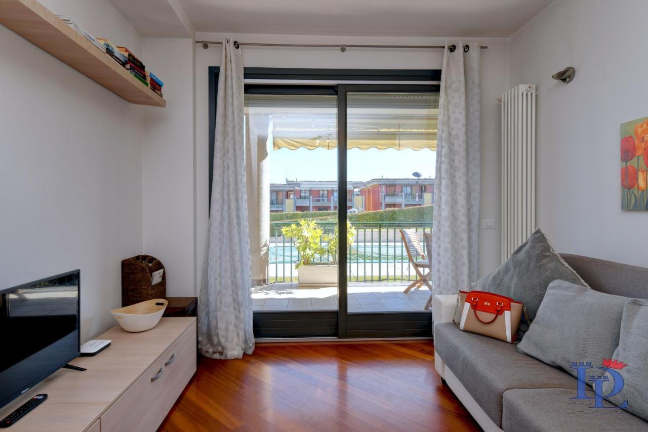 Desenzanoloft Official Partner Marriott Homes & Villas -Butterfly And 5 Pools Family Apartment Desenzano del Garda Eksteriør bilde