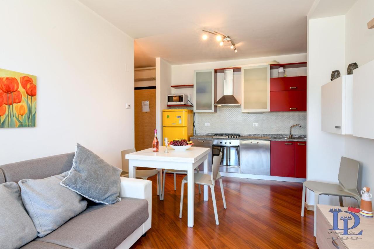 Desenzanoloft Official Partner Marriott Homes & Villas -Butterfly And 5 Pools Family Apartment Desenzano del Garda Eksteriør bilde