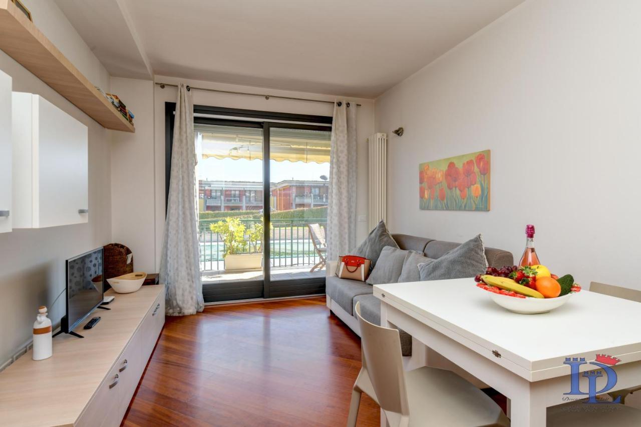 Desenzanoloft Official Partner Marriott Homes & Villas -Butterfly And 5 Pools Family Apartment Desenzano del Garda Eksteriør bilde