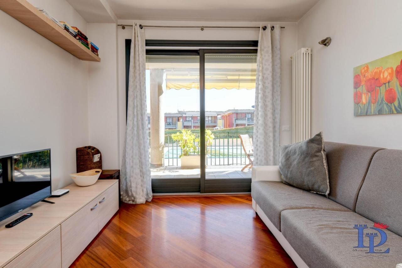 Desenzanoloft Official Partner Marriott Homes & Villas -Butterfly And 5 Pools Family Apartment Desenzano del Garda Eksteriør bilde