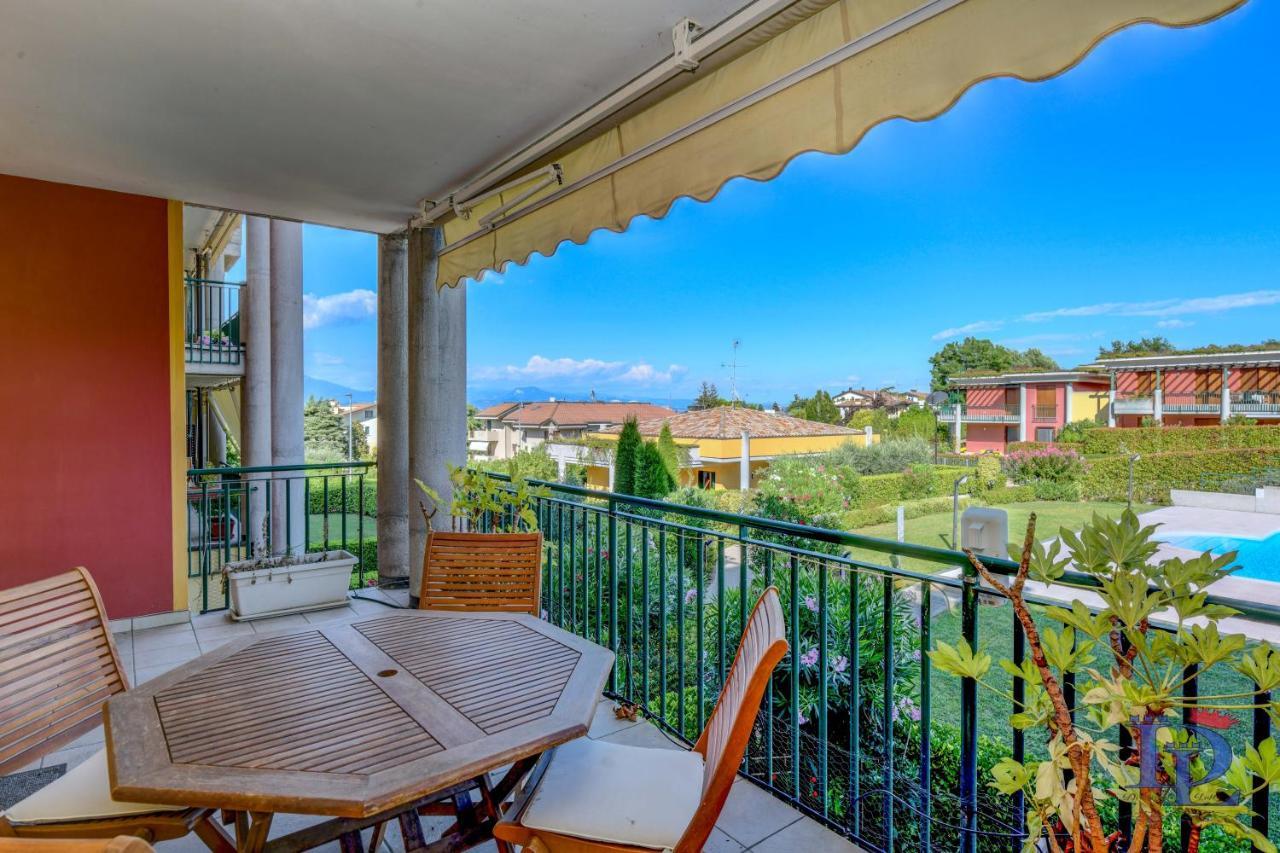 Desenzanoloft Official Partner Marriott Homes & Villas -Butterfly And 5 Pools Family Apartment Desenzano del Garda Eksteriør bilde