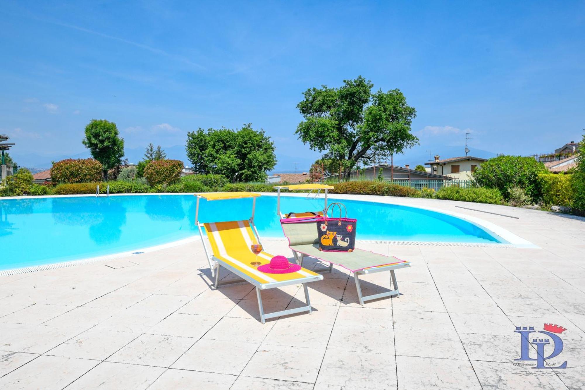 Desenzanoloft Official Partner Marriott Homes & Villas -Butterfly And 5 Pools Family Apartment Desenzano del Garda Eksteriør bilde