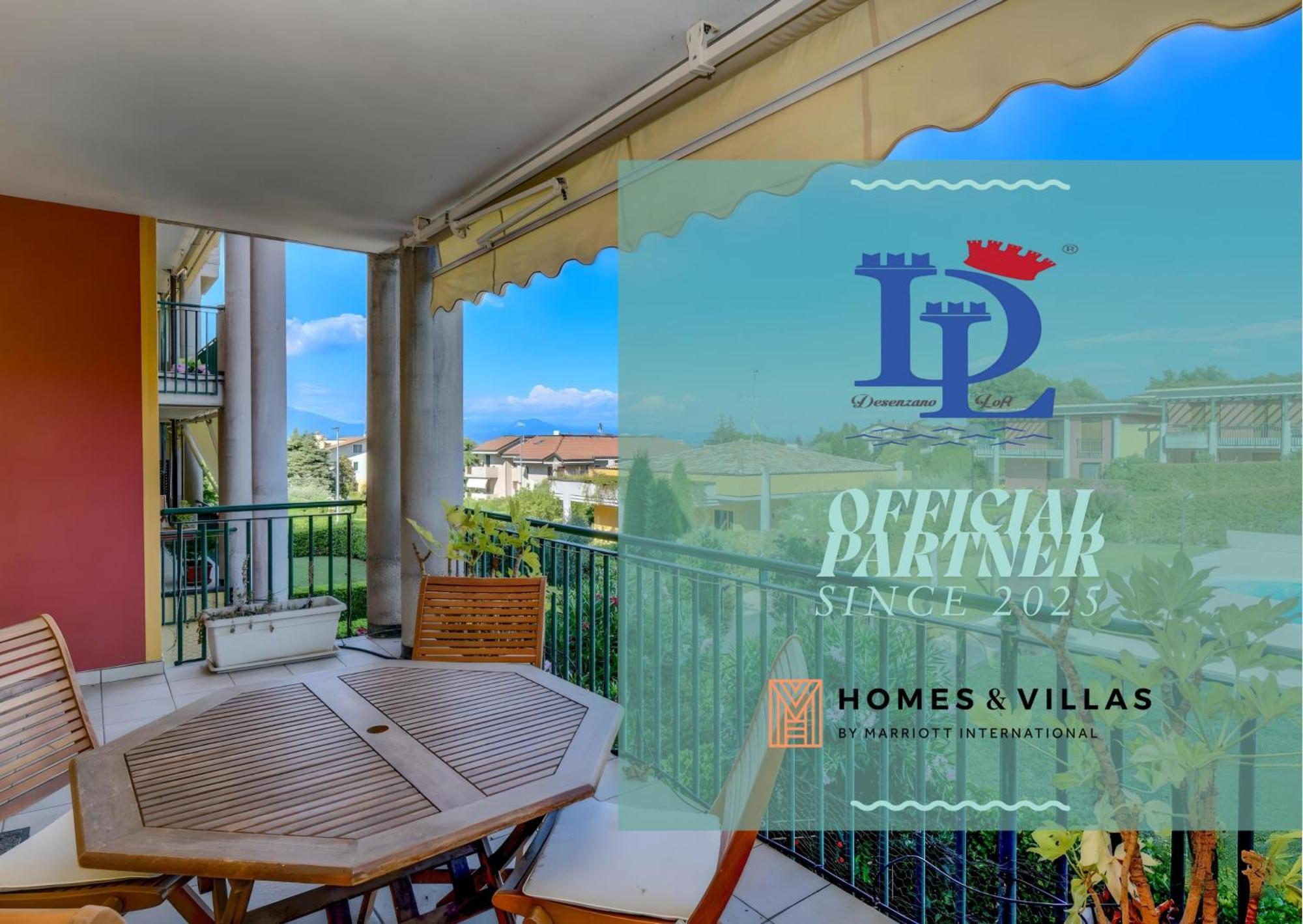 Desenzanoloft Official Partner Marriott Homes & Villas -Butterfly And 5 Pools Family Apartment Desenzano del Garda Eksteriør bilde